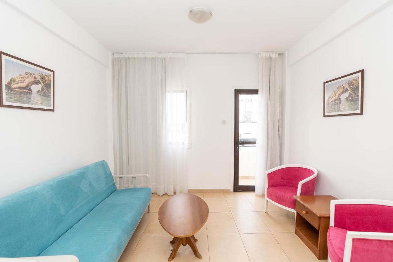 Flora Hotel Apartments Protaras Bagian luar foto